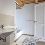 1 Bedroom Cozy In Longobardi