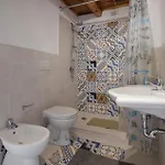 Nyaraló 1 Bedroom Cozy In