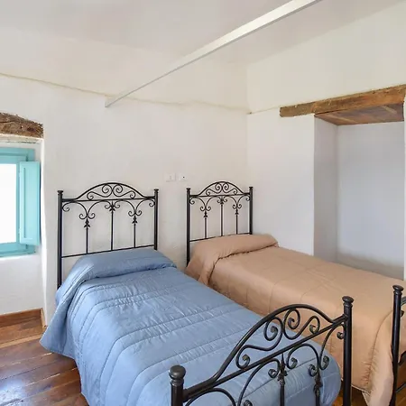 1 Bedroom Cozy In * Longobardi