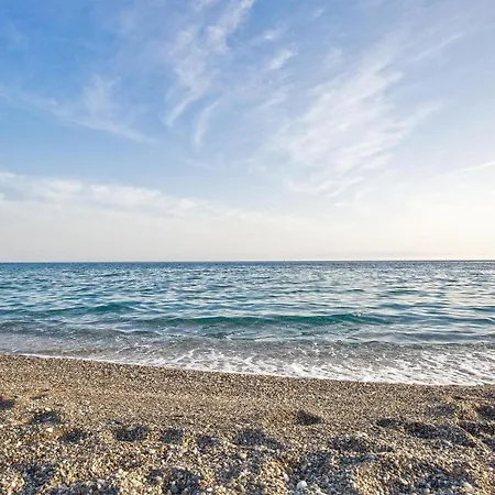 Сasa de vacaciones 1 Bedroom Cozy In