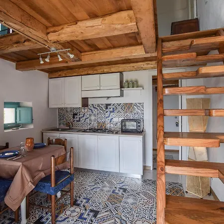 1 Bedroom Cozy In Ferienhaus *